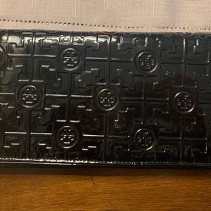 Tory Burch clutch/wallet
